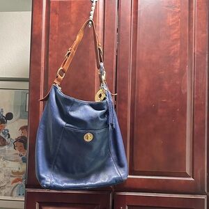 Issac Mizrahi- Navy and Tan Leather Shoulder Bag